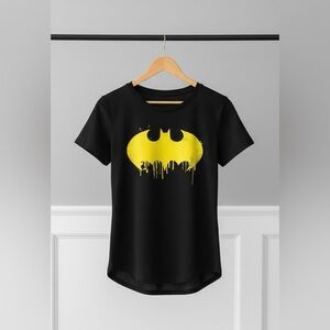 Batman Graphic T-Shirt (NWT) Sz: L (11-13)